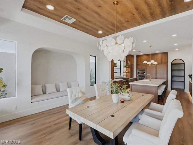 11321 Golden Chestnut Place, Las Vegas, NV 89135