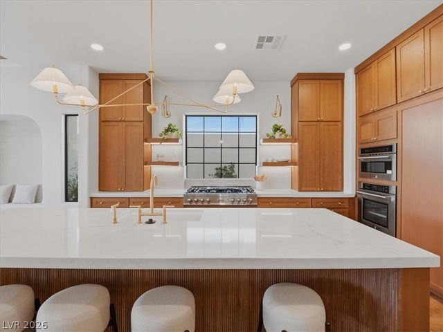 11321 Golden Chestnut Place, Las Vegas, NV 89135