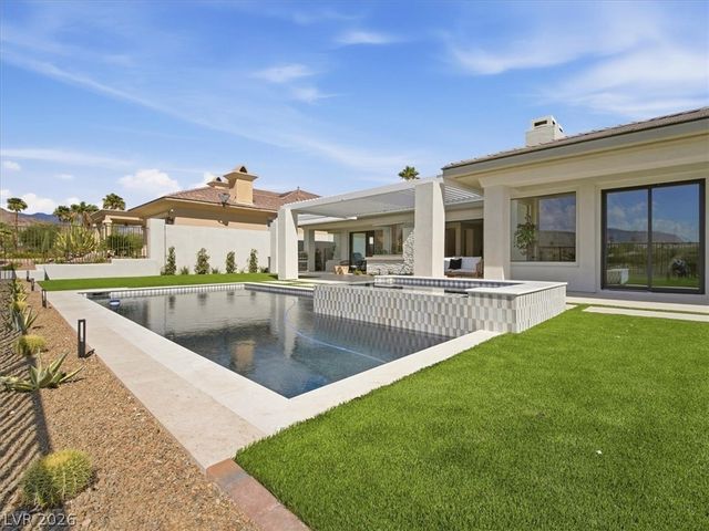 11321 Golden Chestnut Place, Las Vegas, NV 89135