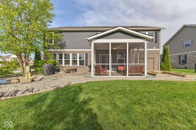 9712 N Port Drive, Mccordsville, IN 46055