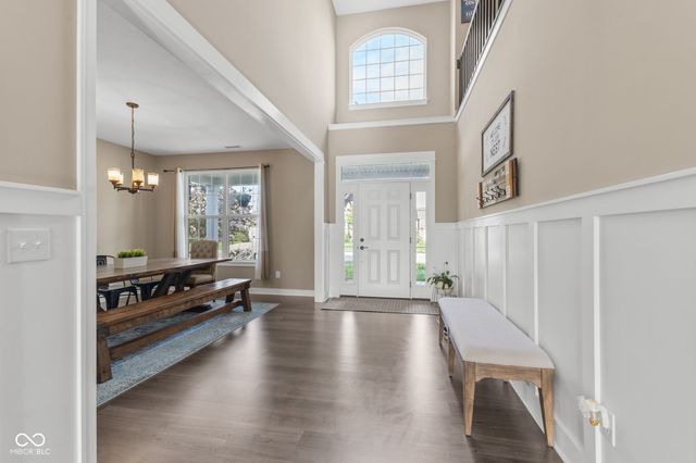 9712 N Port Drive, Mccordsville, IN 46055