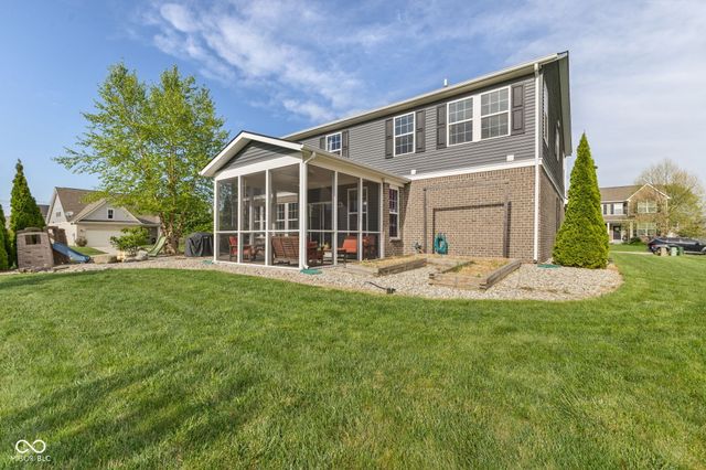 9712 N Port Drive, Mccordsville, IN 46055