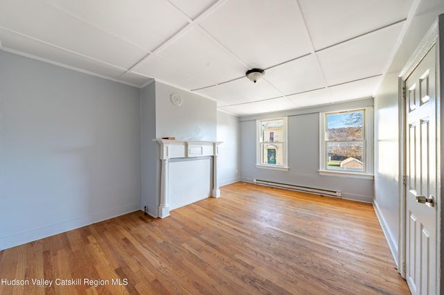 677 2nd Avenue, Troy, NY 12180