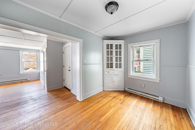 677 2nd Avenue, Troy, NY 12180