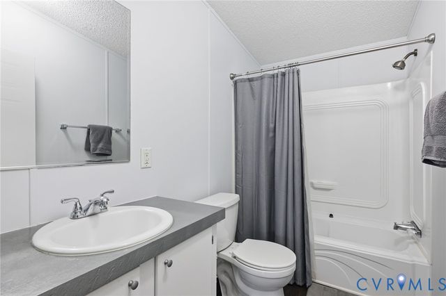 4353 Riddles Bridge Rd, Goochland, VA 23063