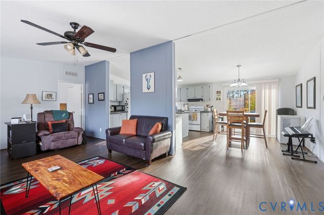 4353 Riddles Bridge Rd, Goochland, VA 23063