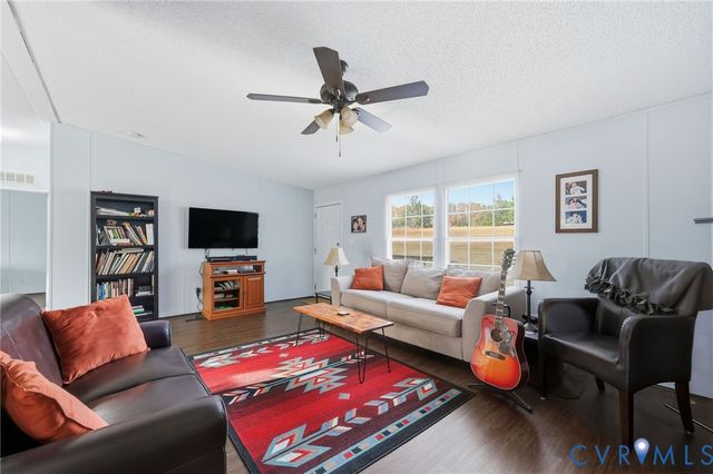 4353 Riddles Bridge Rd, Goochland, VA 23063