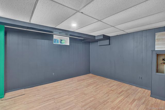 100 Irving Avenue, Floral Park, NY 11001
