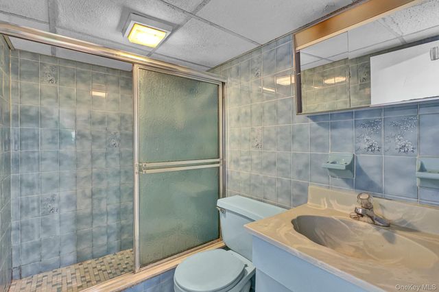 100 Irving Avenue, Floral Park, NY 11001
