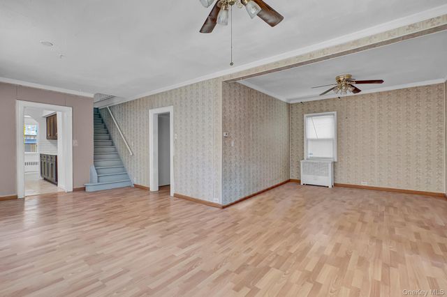 100 Irving Avenue, Floral Park, NY 11001