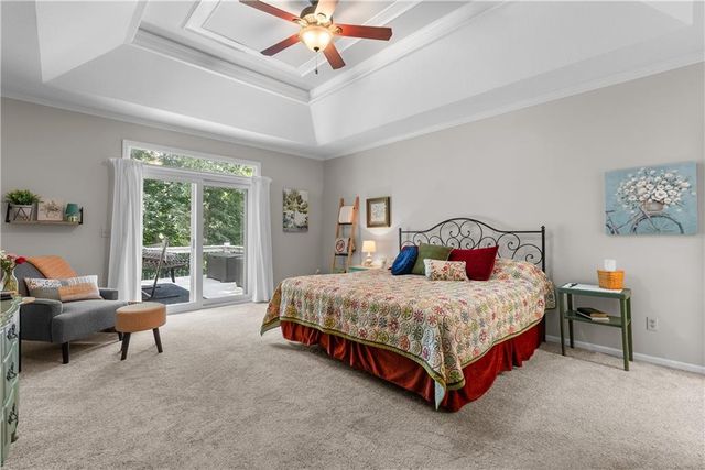 4208 NE Courtney Drive, Lee's Summit, MO 64064