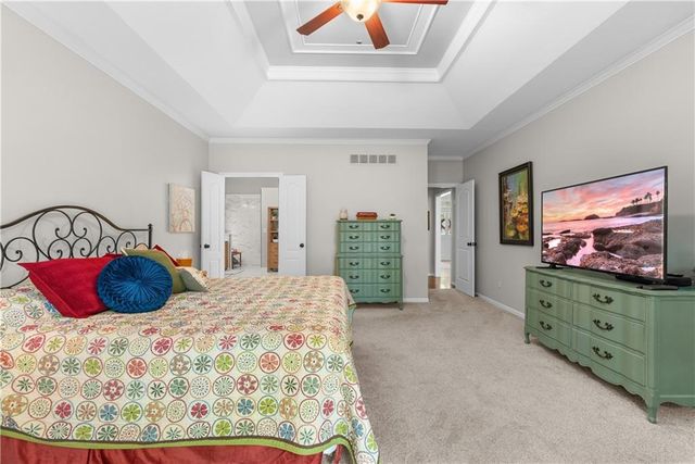 4208 NE Courtney Drive, Lee's Summit, MO 64064
