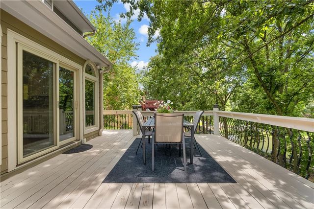 4208 NE Courtney Drive, Lee's Summit, MO 64064