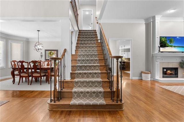 4208 NE Courtney Drive, Lee's Summit, MO 64064