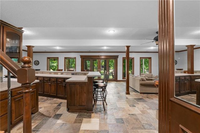 4208 NE Courtney Drive, Lee's Summit, MO 64064