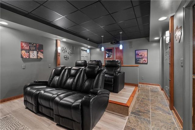 4208 NE Courtney Drive, Lee's Summit, MO 64064