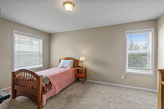 10258 Country Club Alcove, Woodbury, MN 55129