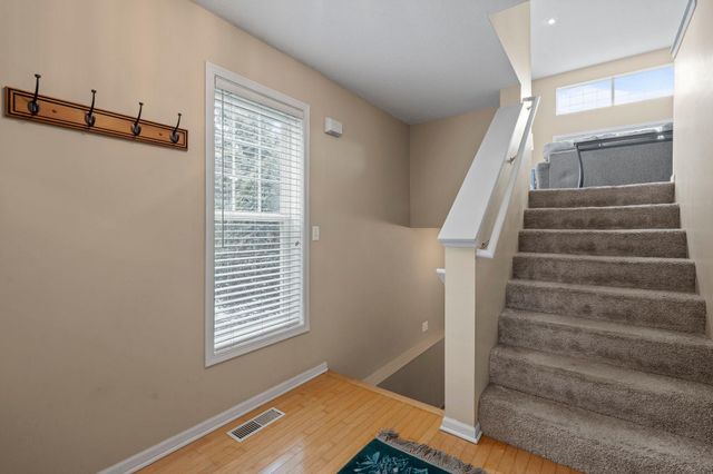 10258 Country Club Alcove, Woodbury, MN 55129