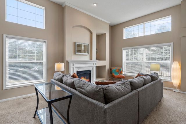 10258 Country Club Alcove, Woodbury, MN 55129