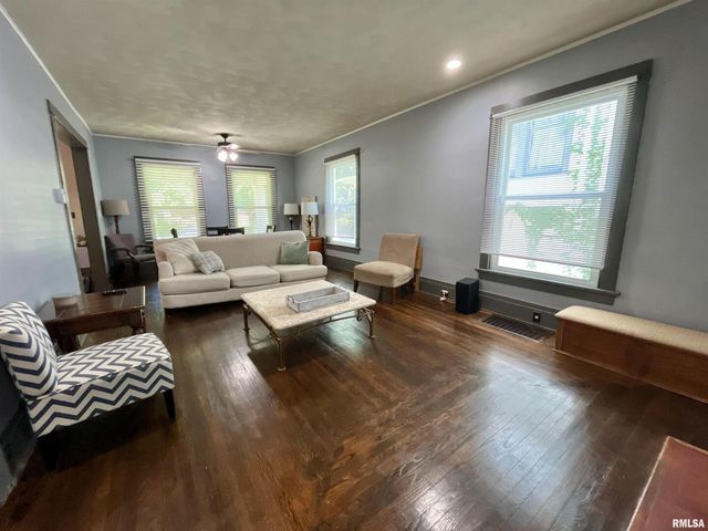 631 5TH Avenue S, Clinton, IA 52732