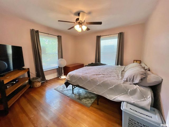 631 5TH Avenue S, Clinton, IA 52732