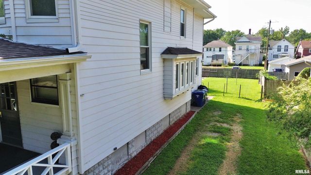 631 5TH Avenue S, Clinton, IA 52732