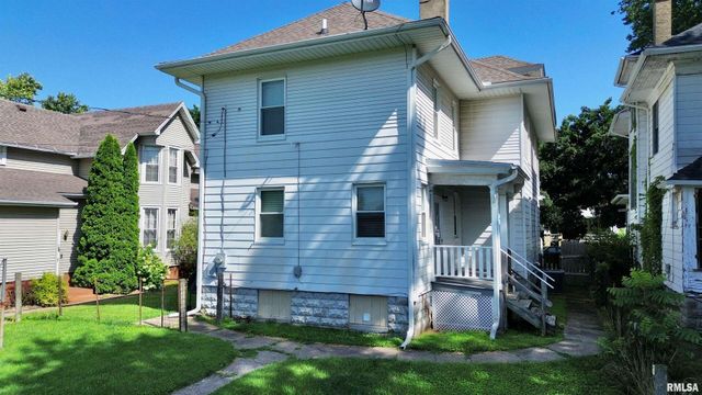 631 5TH Avenue S, Clinton, IA 52732