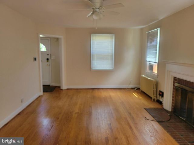8404 CEDAR ST, Silver Spring, MD 20910