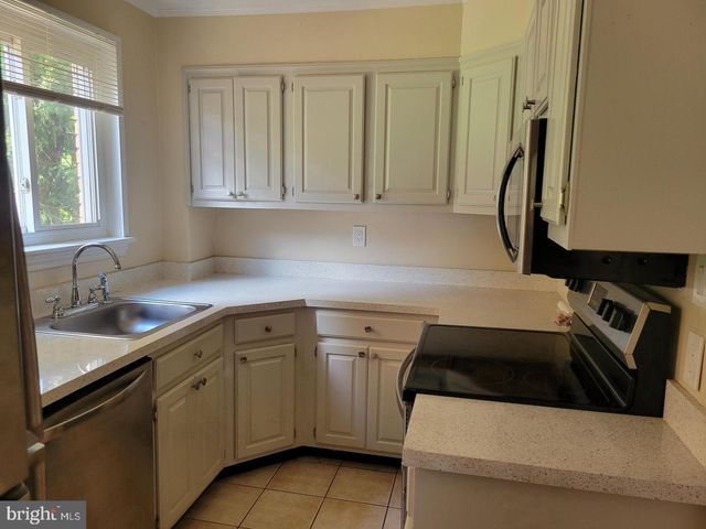 8404 CEDAR ST, Silver Spring, MD 20910