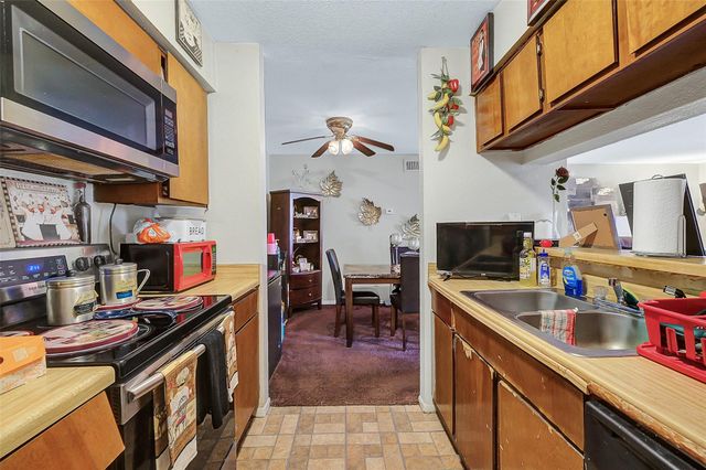 6633 W Airport Boulevard 1111, Houston, TX 77035