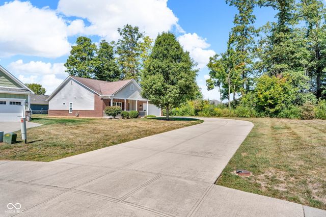980 Blossom Court, Greenfield, IN 46140