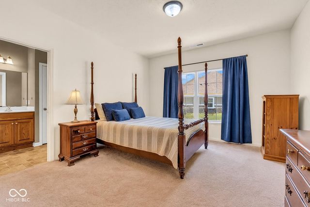 980 Blossom Court, Greenfield, IN 46140