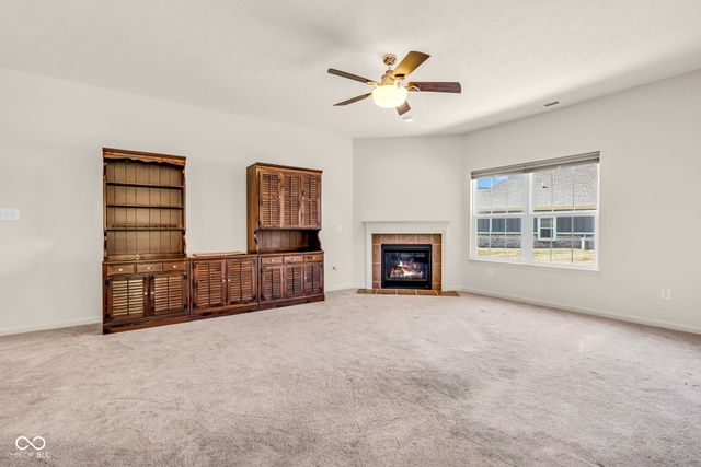 980 Blossom Court, Greenfield, IN 46140