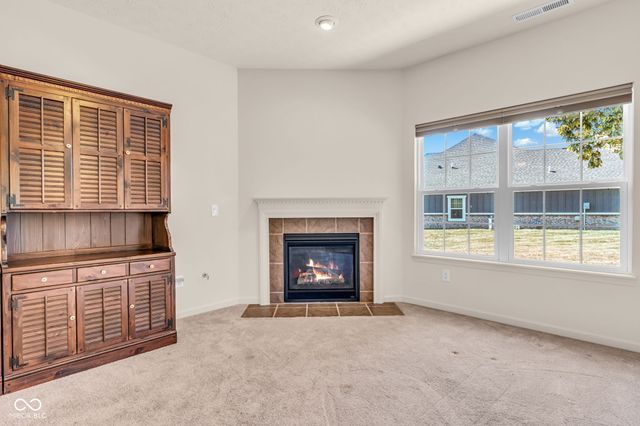 980 Blossom Court, Greenfield, IN 46140