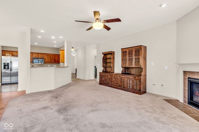 980 Blossom Court, Greenfield, IN 46140