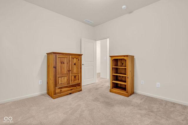 980 Blossom Court, Greenfield, IN 46140