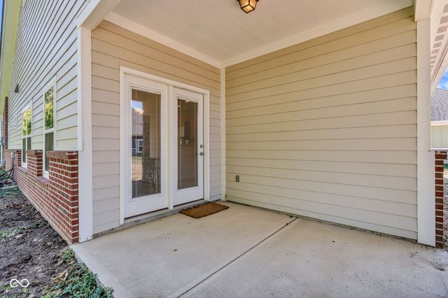 980 Blossom Court, Greenfield, IN 46140