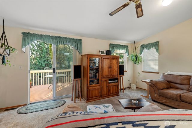 10626 25th Place NE, Lake Stevens, WA 98258