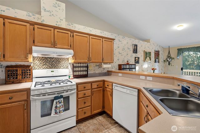 10626 25th Place NE, Lake Stevens, WA 98258