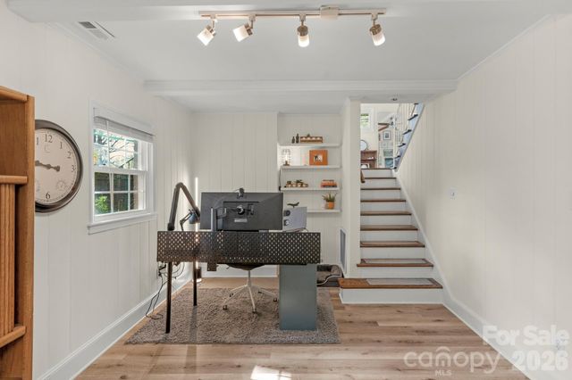 6038 Netherwood Drive, Charlotte, NC 28210