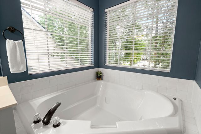 109 Evesham Drive, Summerville, SC 29485