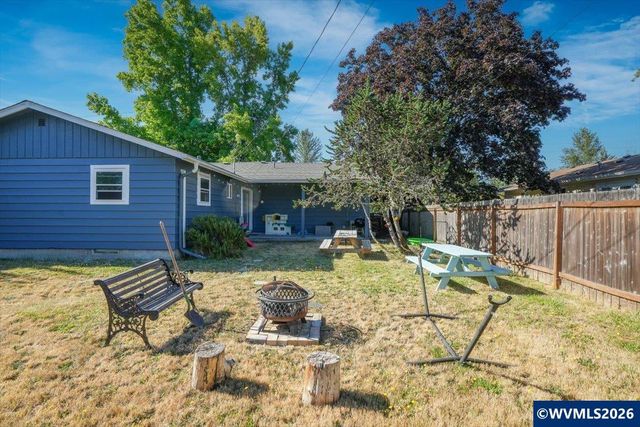 2215 NW Circle Bl, Corvallis, OR 97330