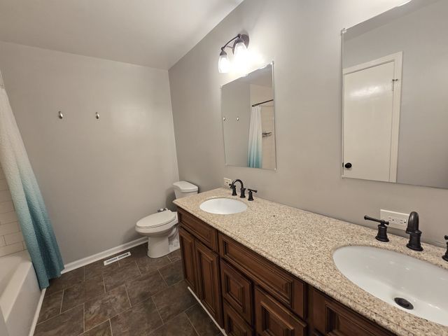 146 Cranwill Dr, Hendersonville, TN 37075