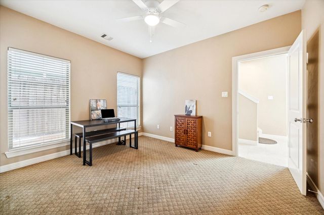 3878 Center Street, Houston, TX 77007