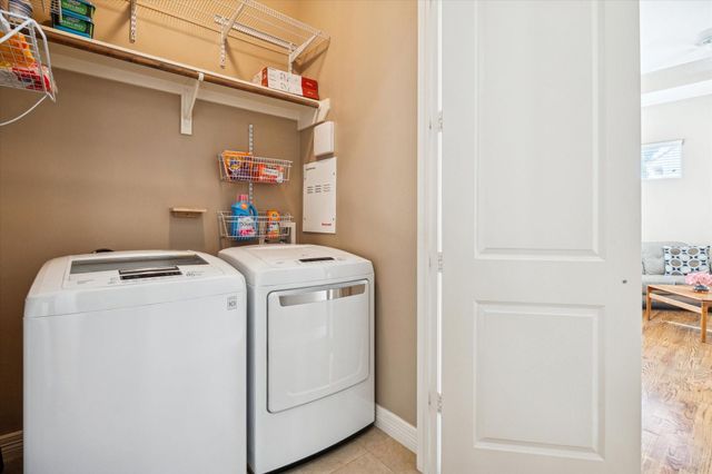 3878 Center Street, Houston, TX 77007