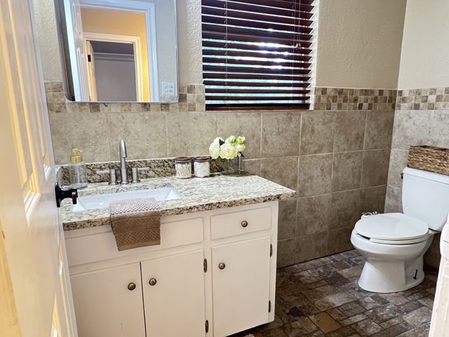 800 Western Hills Drive, Sherman, TX 75092