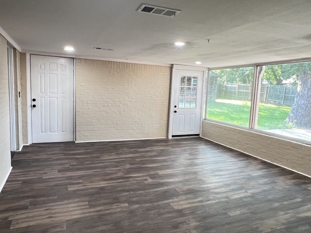 800 Western Hills Drive, Sherman, TX 75092