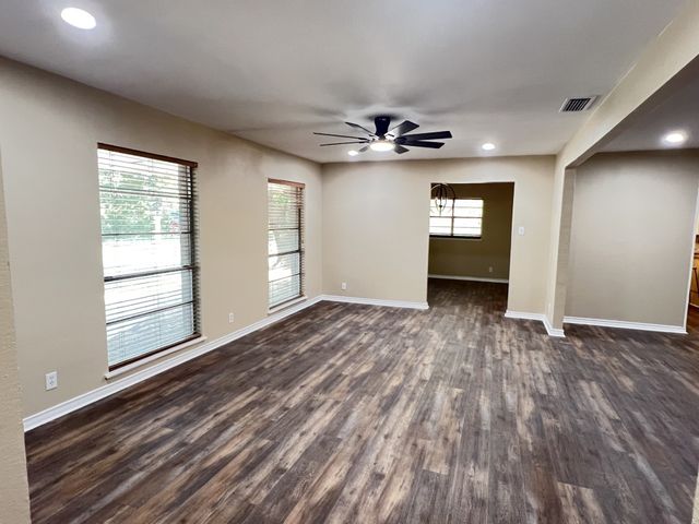 800 Western Hills Drive, Sherman, TX 75092