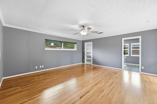 4517 Willowbend Boulevard, Houston, TX 77035