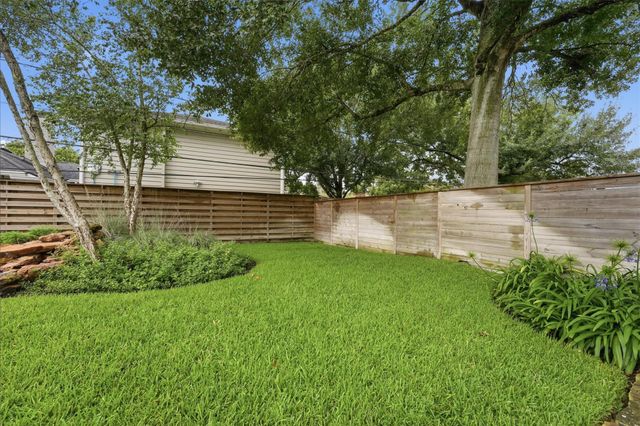 4517 Willowbend Boulevard, Houston, TX 77035